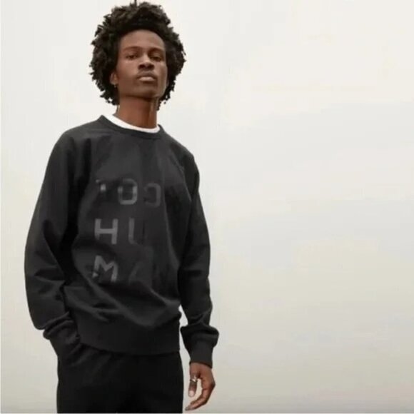 Everlane The 100% Human Typography Sweatshirt in Black Size Medium NWOT Unisex - Picture 1 of 5